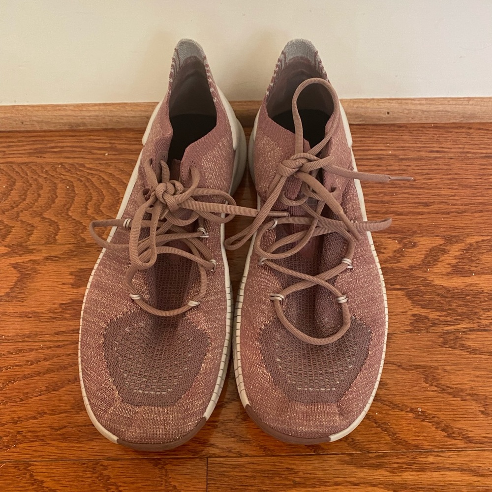 Nike Sneakers Size 8